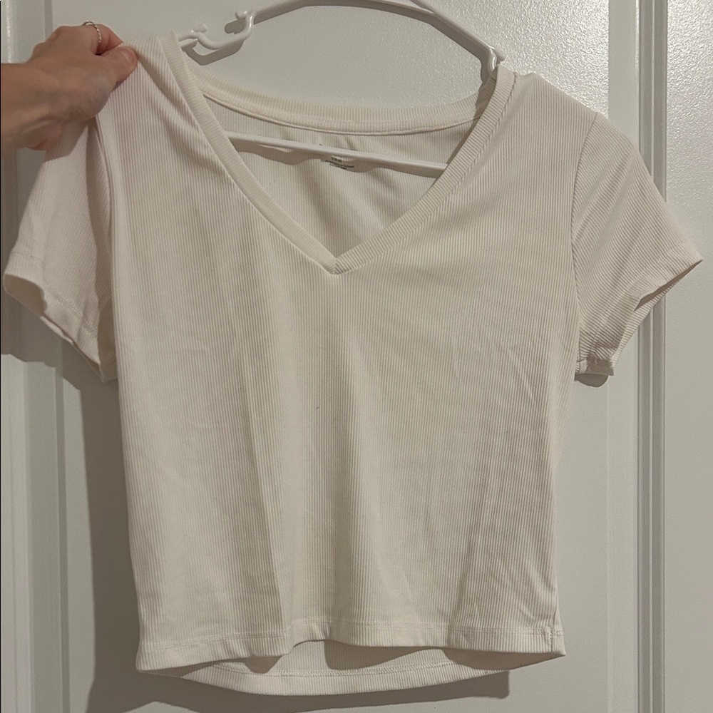 Elegant Cream V-Neck Ribbed Crop Top